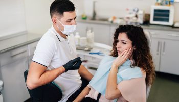 Toothache at Night? How St. Catharines Emergency Dentists Can Help
